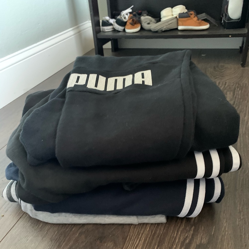 Adidas/Puma sweatpants bundle (5 pairs)